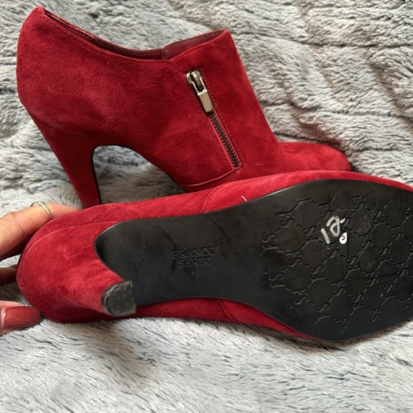 Franco sarto red suede booties - Picture 4 of 5